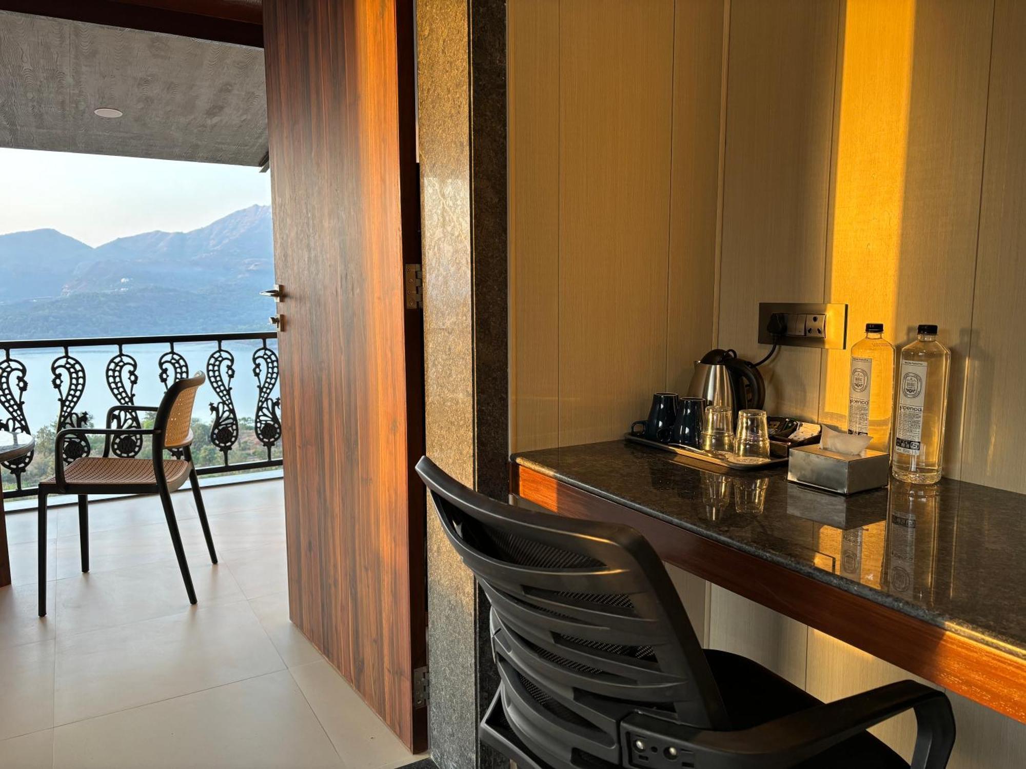The Green Gate Resort Mulshi Dış mekan fotoğraf